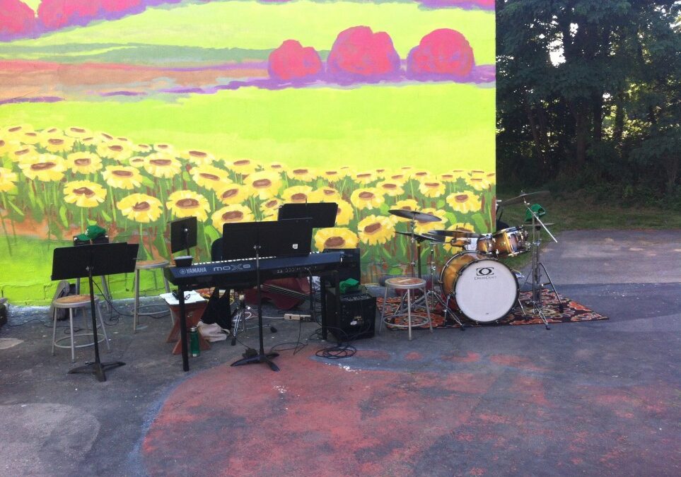 Here Comes the Noise